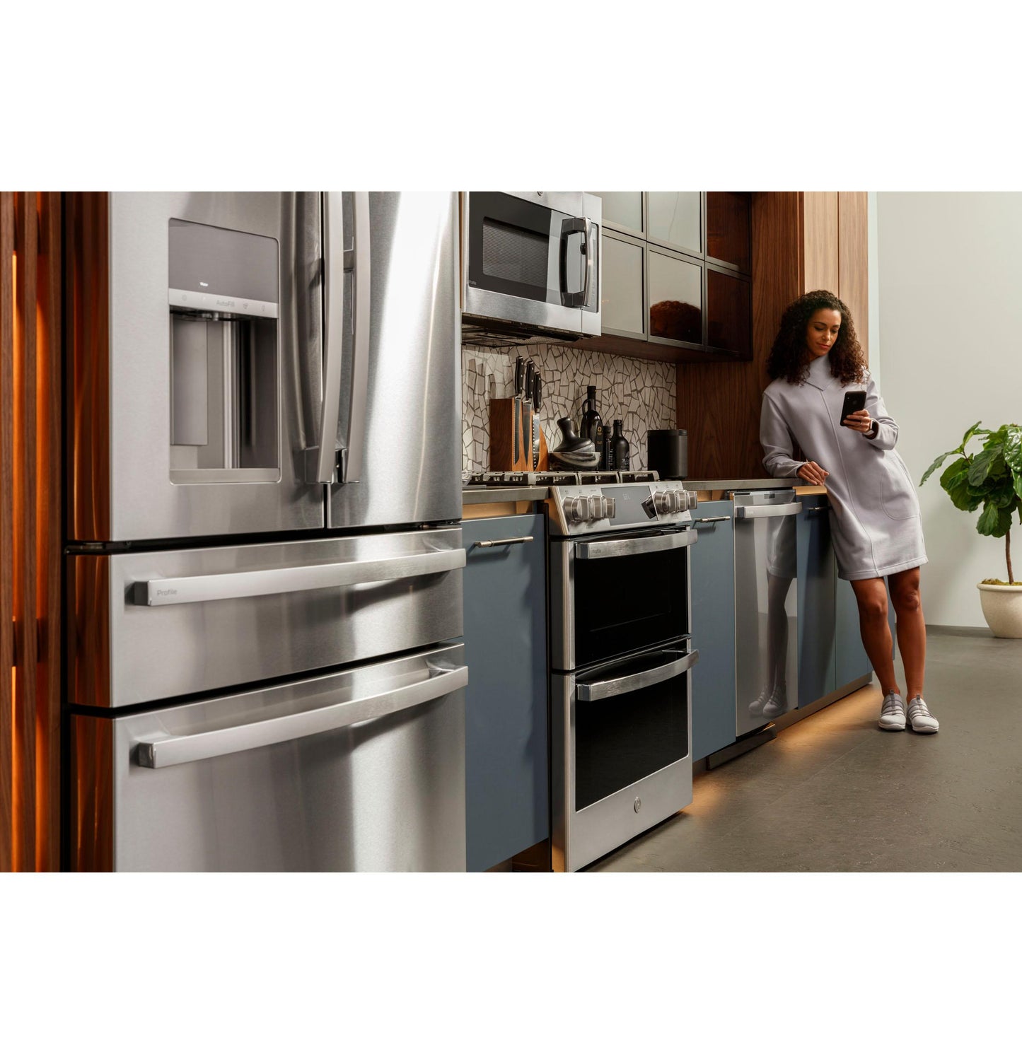 Ge Appliances PXD22BYPFS Ge Profile™ 22.4 Cu. Ft. Smart Counter-Depth Fingerprint Resistant 4-Door French-Door Refrigerator With Door In Door