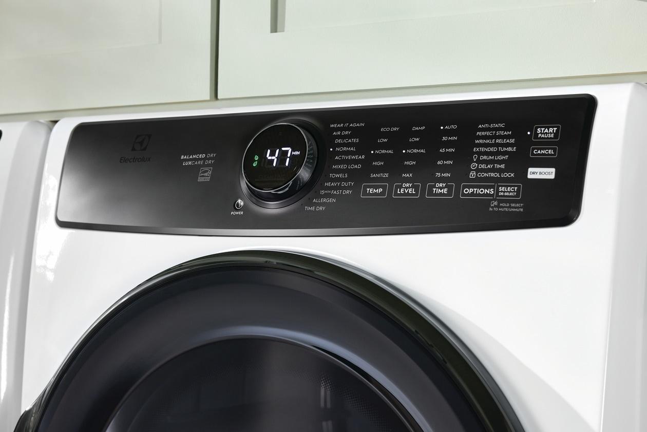 Electrolux ELFG7738AW Electrolux Front Load Perfect Steam™ Gas Dryer With Luxcare® Dry And Instant Refresh - 8.0 Cu. Ft.
