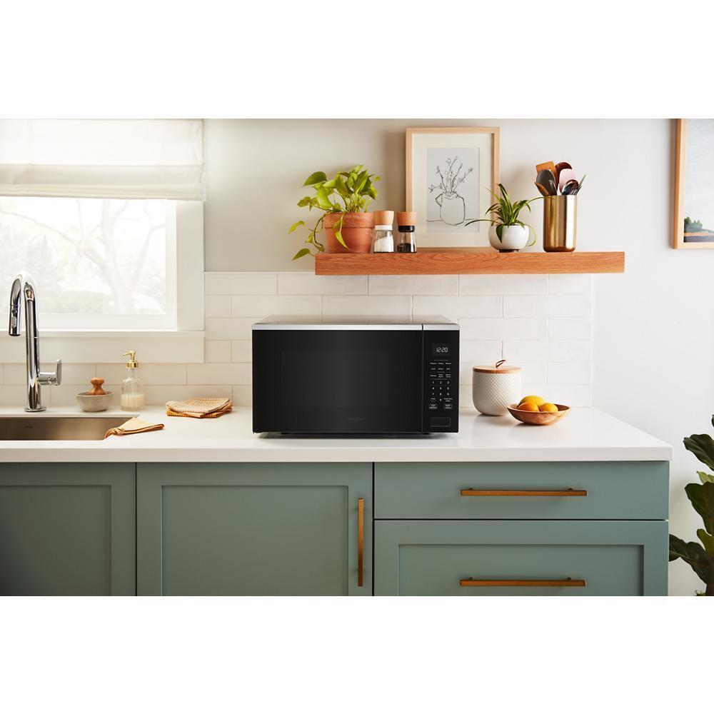 Whirlpool WMCS7022SZ 1.6 Cu. Ft. Sensor Cooking Microwave