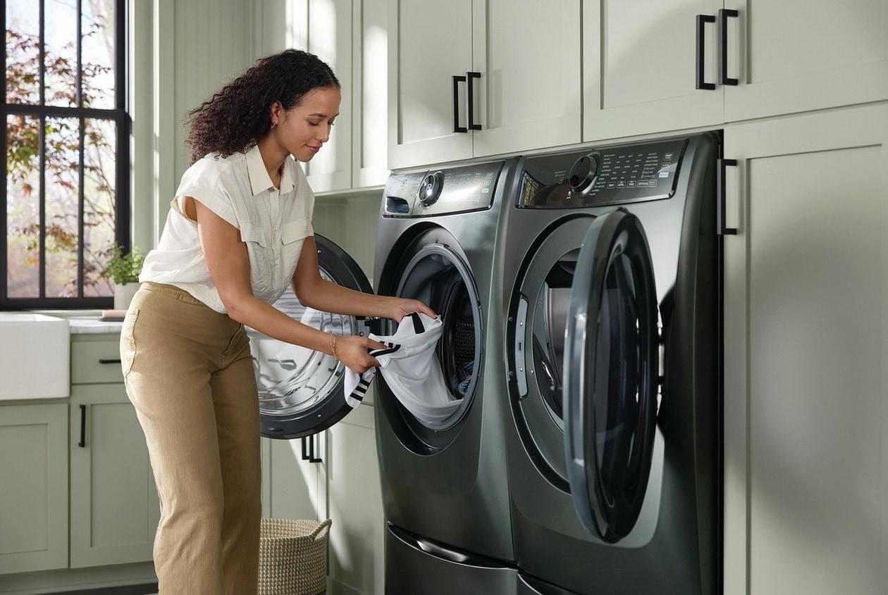 Electrolux ELFW7738AA Electrolux Front Load Perfect Steam&#8482; Washer With Luxcare® Plus Wash And Smartboost® - 4.5 Cu. Ft.