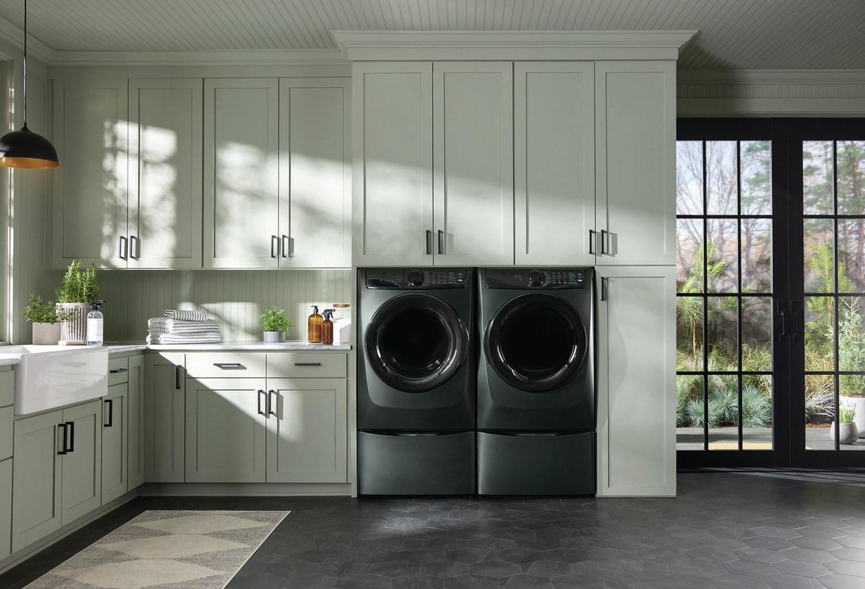 Electrolux ELFW7738AA Electrolux Front Load Perfect Steam&#8482; Washer With Luxcare® Plus Wash And Smartboost® - 4.5 Cu. Ft.