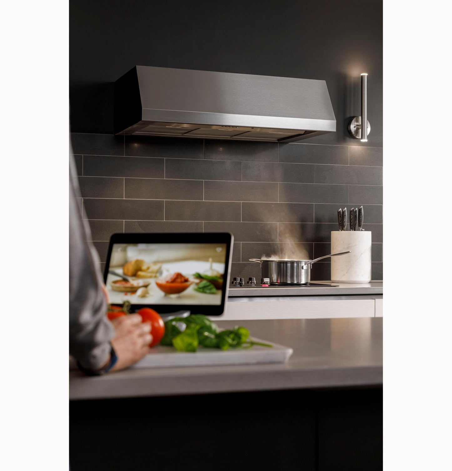 Cafe UBW30YIEWSS 30" Commercial Style Hood