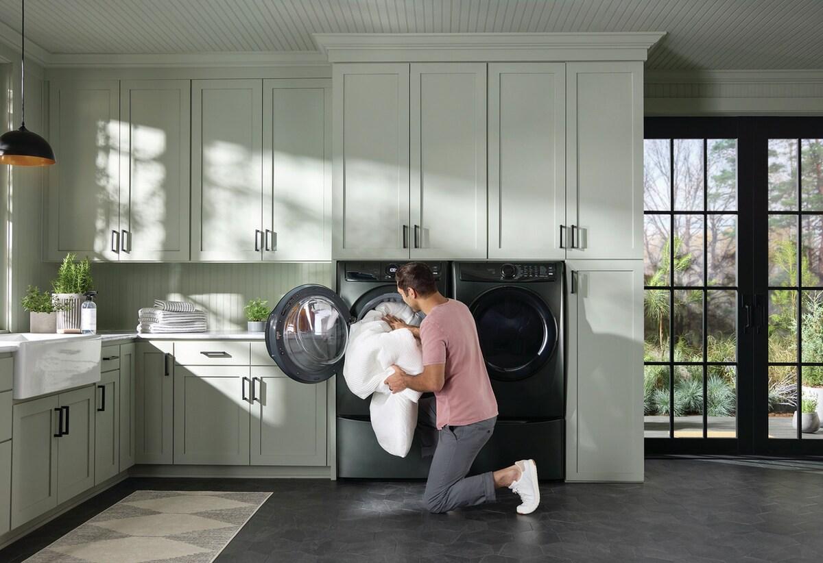 Electrolux ELFW7738AA Electrolux Front Load Perfect Steam&#8482; Washer With Luxcare® Plus Wash And Smartboost® - 4.5 Cu. Ft.