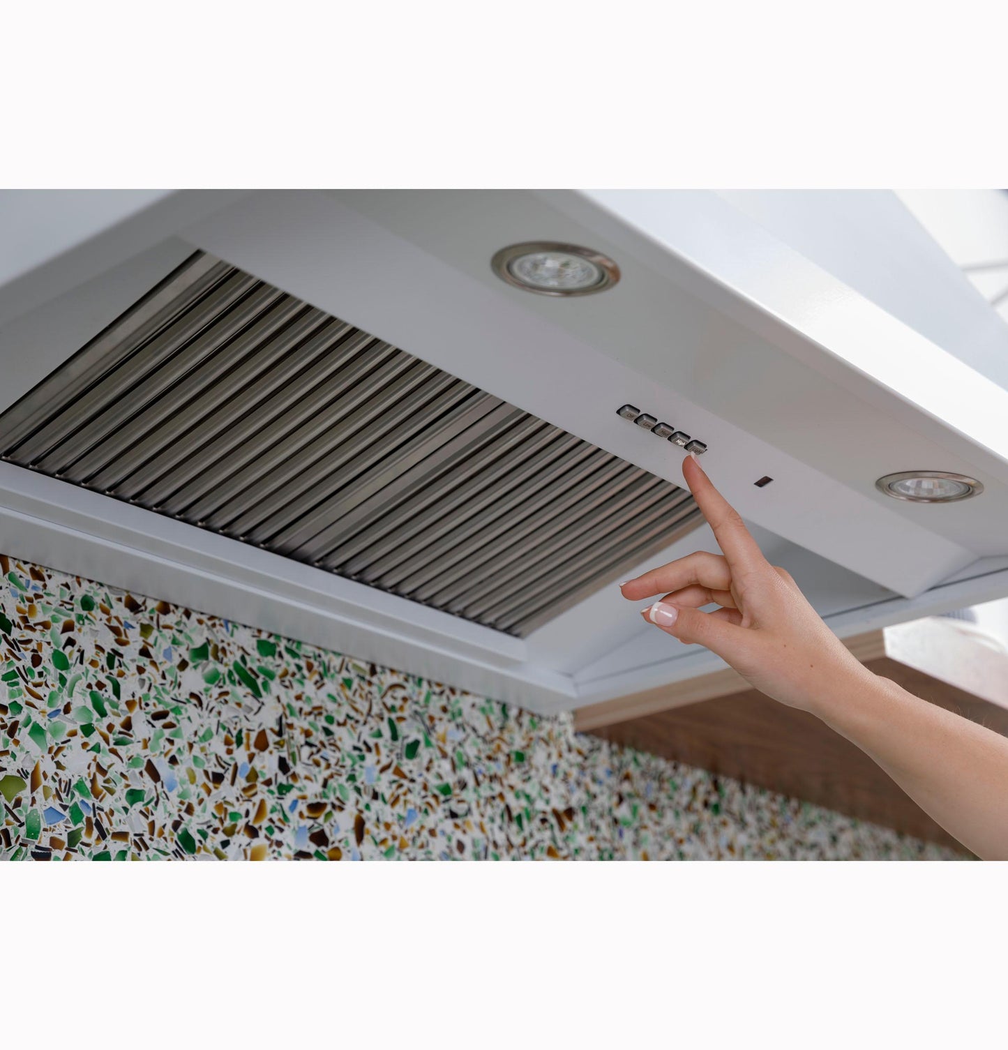 Cafe CBW36YIEWW6 Café&#8482; 36" Commercial Hood