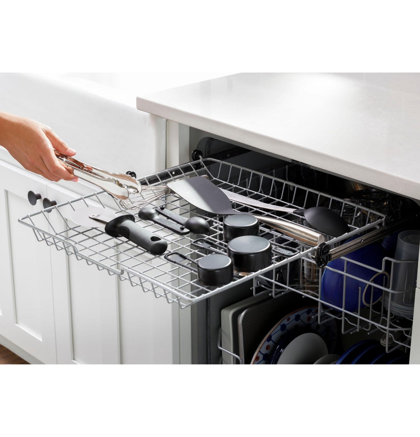 Ge Appliances GDT595HYYFS Ge® Energy Star® Top Control Hybrid Tub Dishwasher With Third Rack, Bottle Jets, Dry Boost & 50 Dba