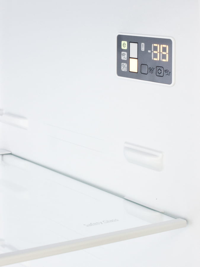 Summit FF1511SS 28" Wide Top Mount Refrigerator-Freezer